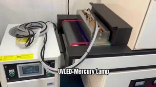 Một đèn UVLED + Hai đèn thủy ngân